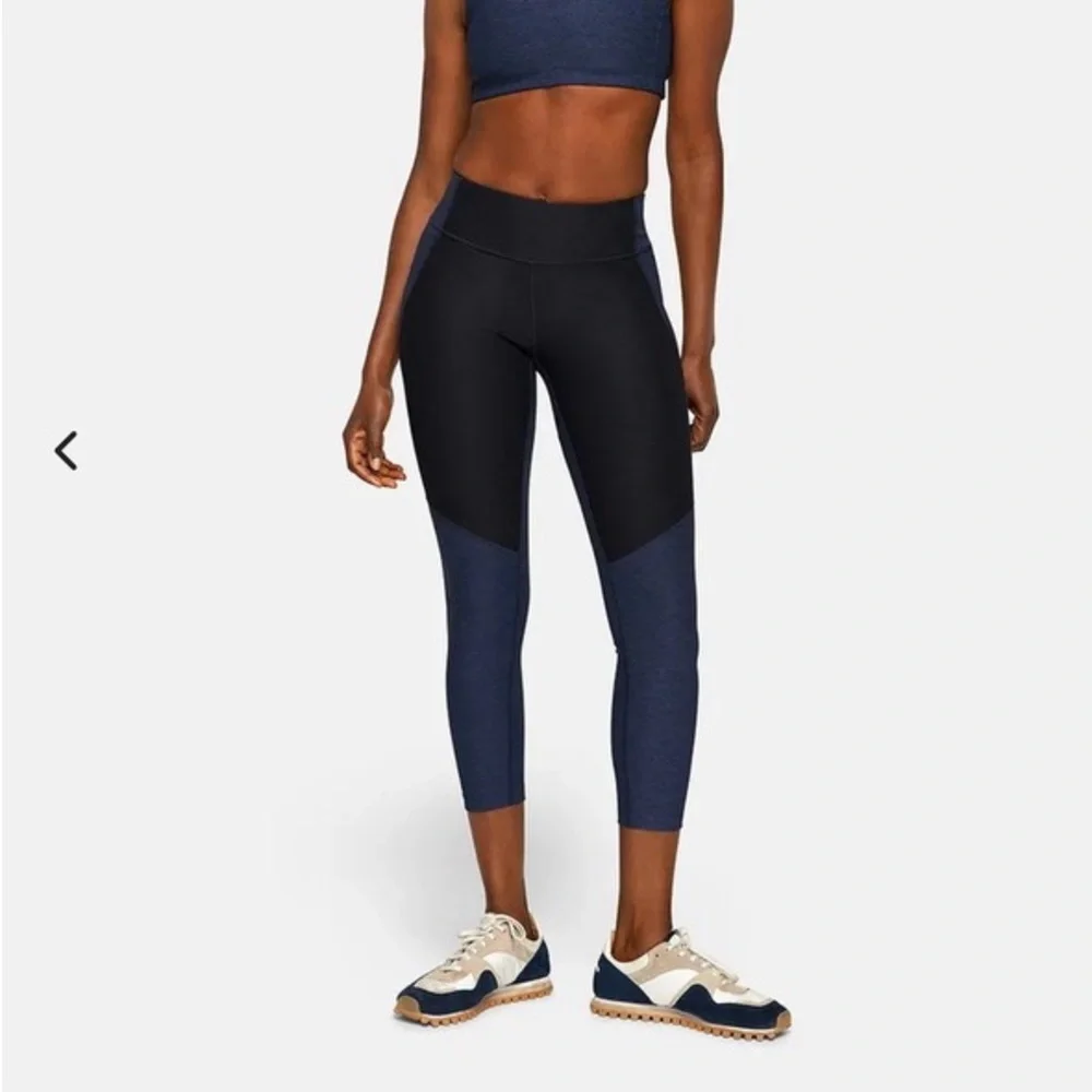 Outdoor Voices leggings in excellent condition